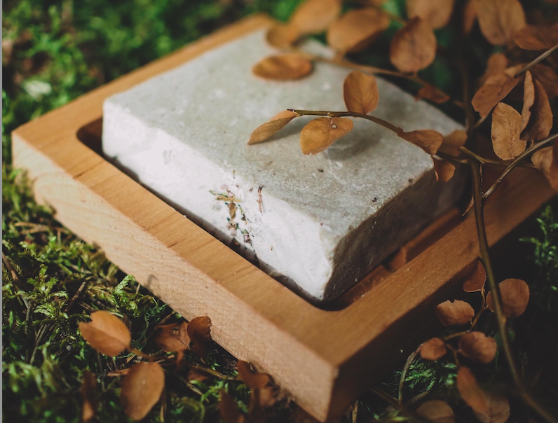 Tar Elm Soap Tray